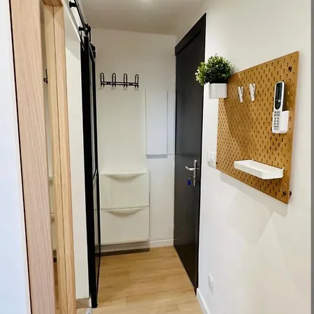Paisible, Vue Mer, Proche Du Centre *