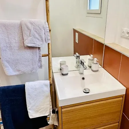 Apartamento Paisible, Vue Mer, Proche Du Centre LʼÎle-Rousse