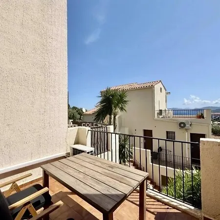 Apartamento Paisible, Vue Mer, Proche Du Centre LʼÎle-Rousse
